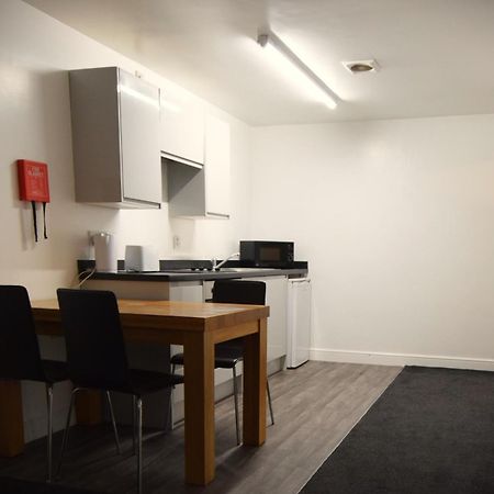 Oyo Victoria Apartments Мидълзбро Екстериор снимка