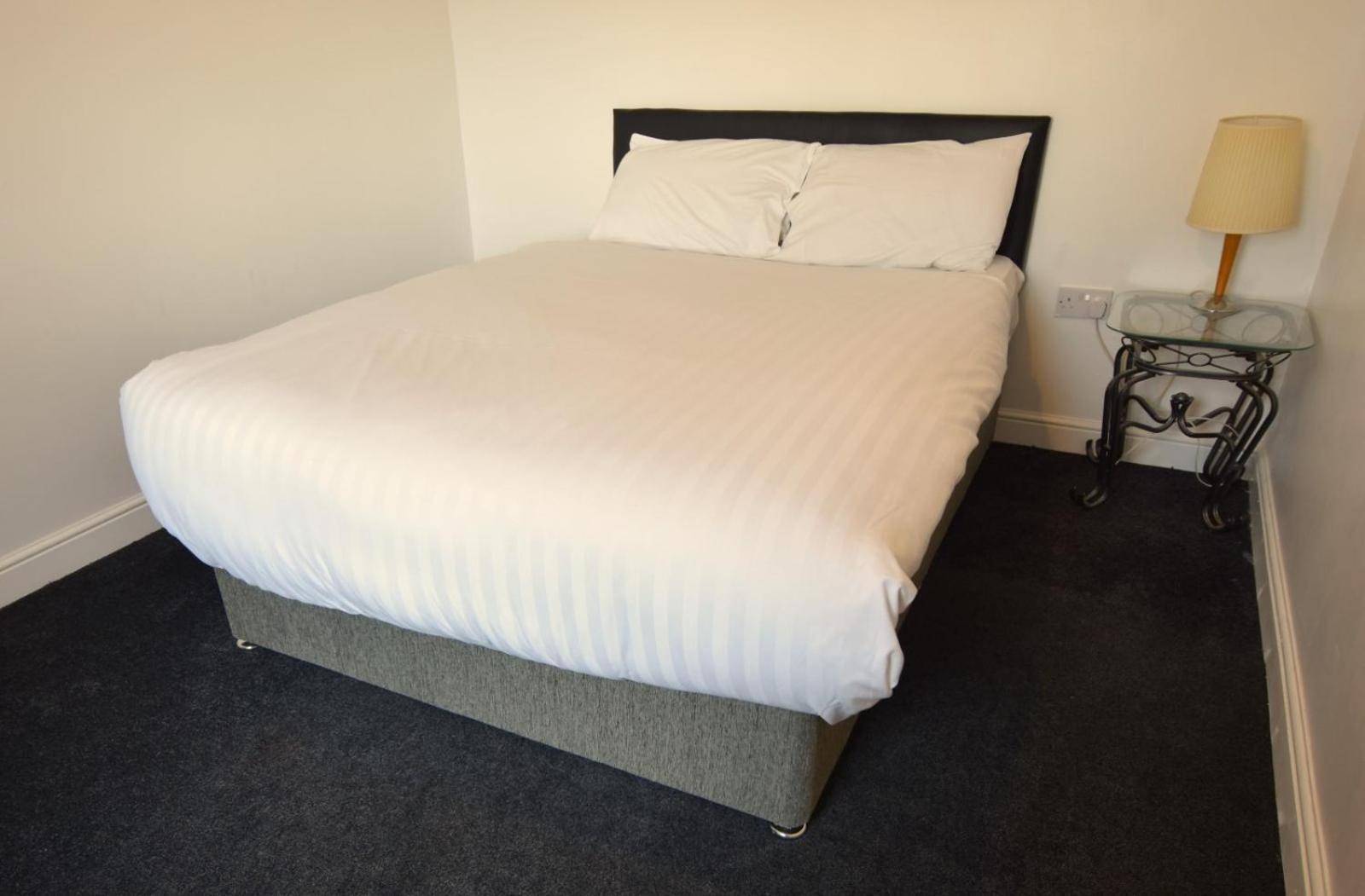 Oyo Victoria Apartments Мидълзбро Екстериор снимка