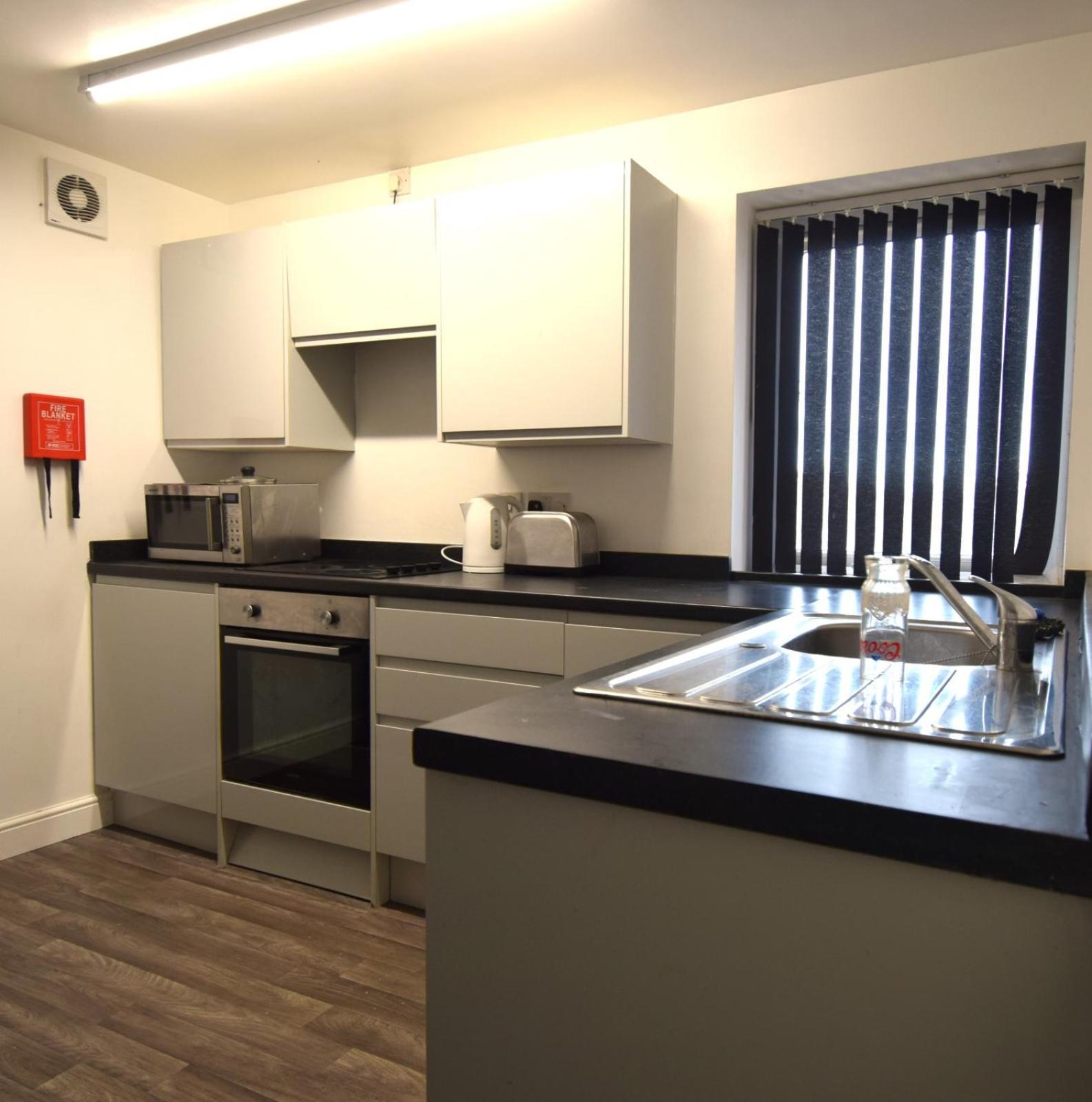 Oyo Victoria Apartments Мидълзбро Екстериор снимка